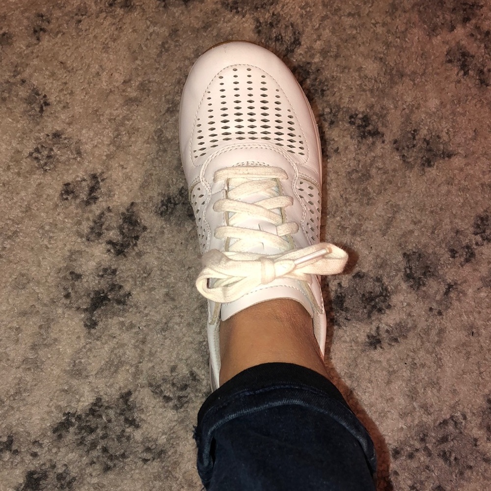 Dansko “Charlie” white sneaker